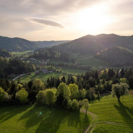 Holiday House Hona Lux Velike Lasce Kültér fotó