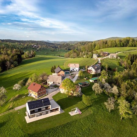 Holiday House Hona Lux Velike Lasce Kültér fotó